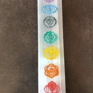 selenite plaque rectangulaire 7 chakras