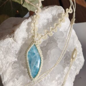 larimar pendentif et macrame