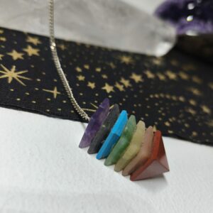 Pendule pyramide 7 chakras