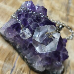 cristal de roche pendule dodécaèdre