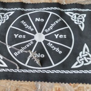 tapis pour pendule "noeuds de sorcière"