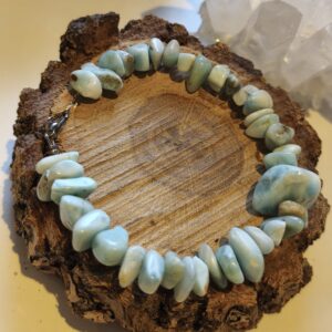 larimar bracelet baroque sur fil et fermoir