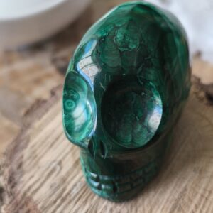 malachite figurine crane