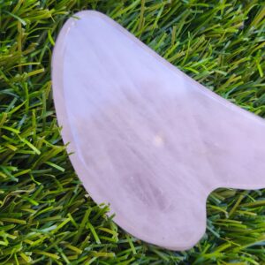 quartz rose gua sha