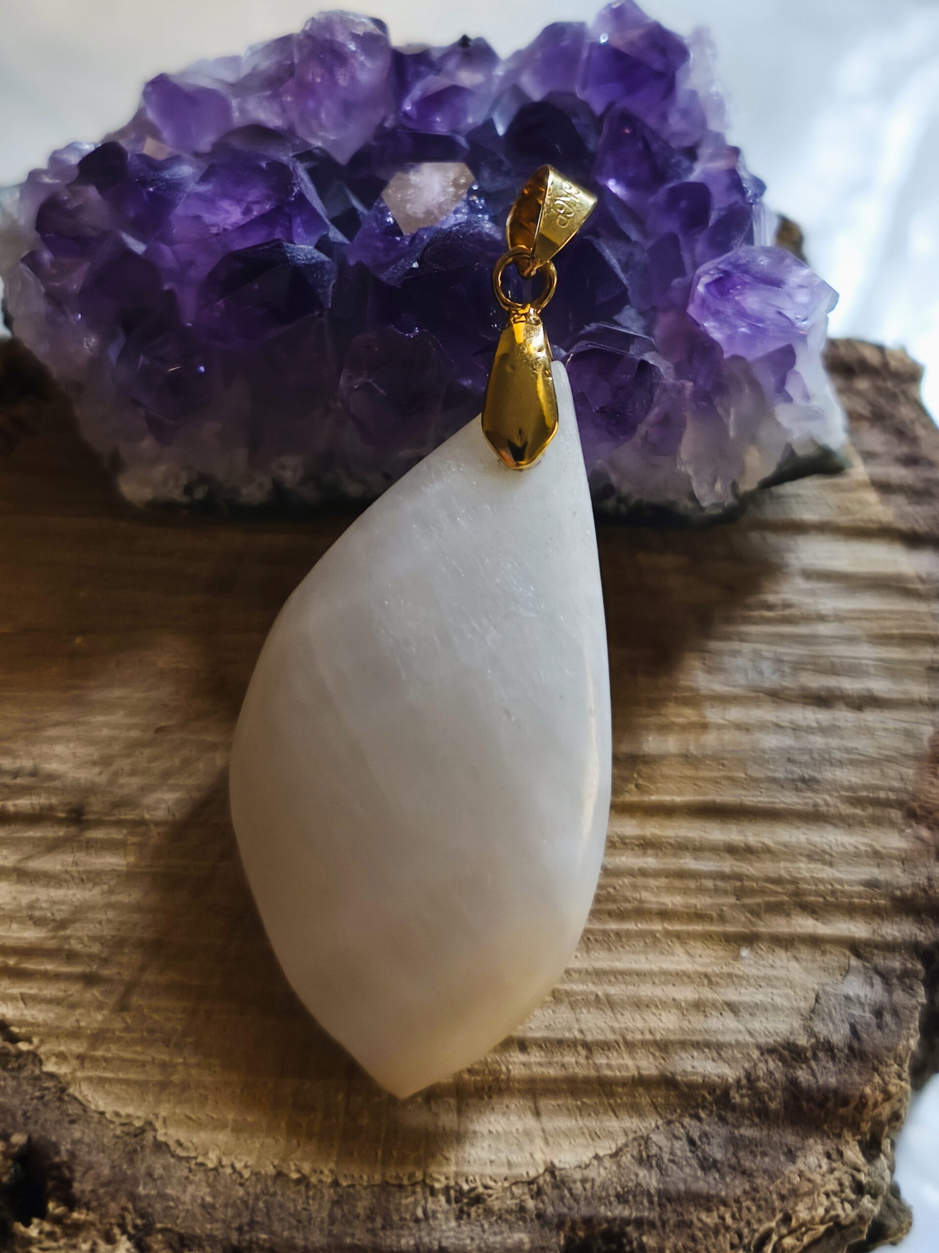 Aragonite pendentif forme libre