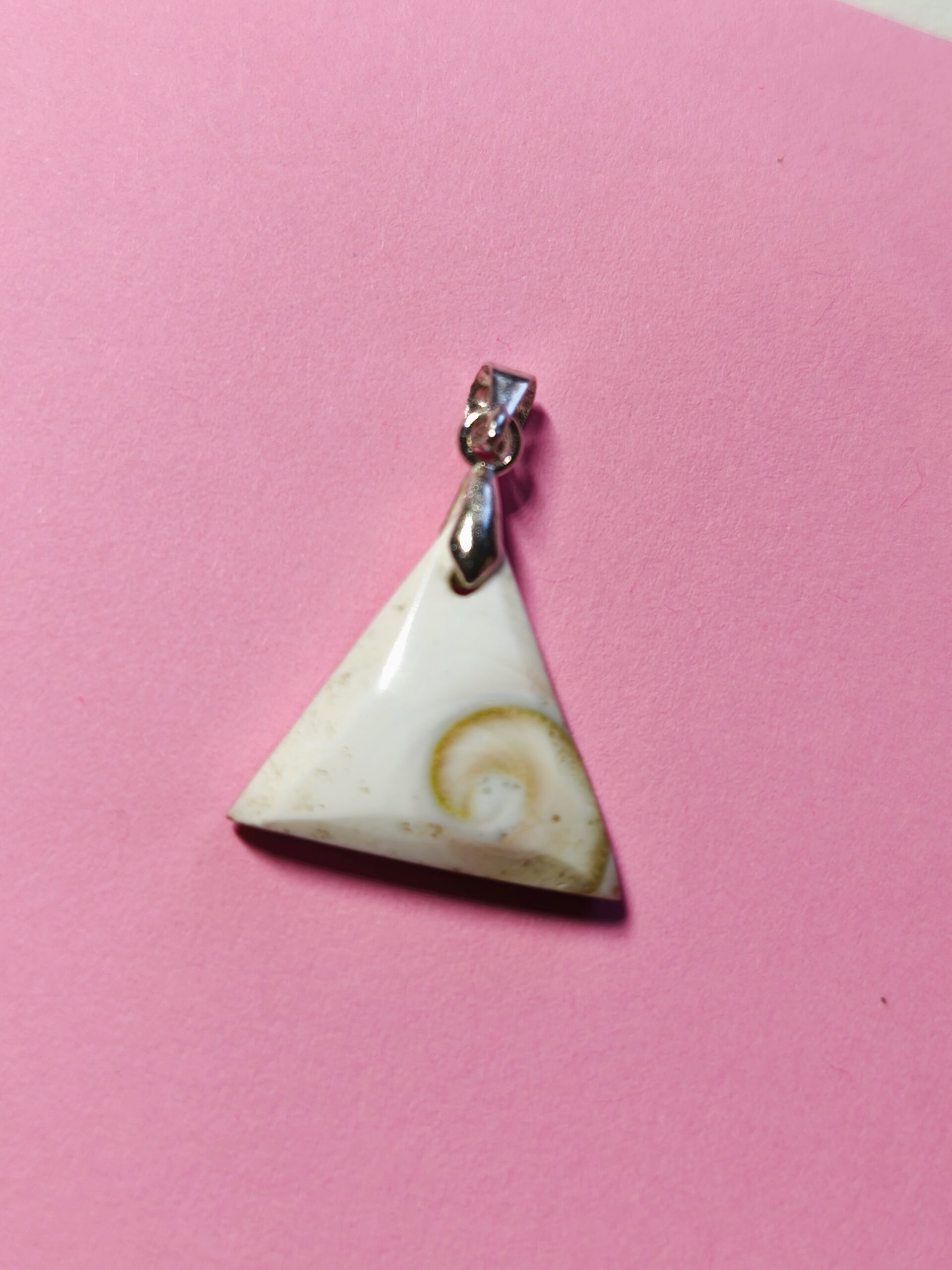 oeil de Ste Lucie petit pendentif – Image 2
