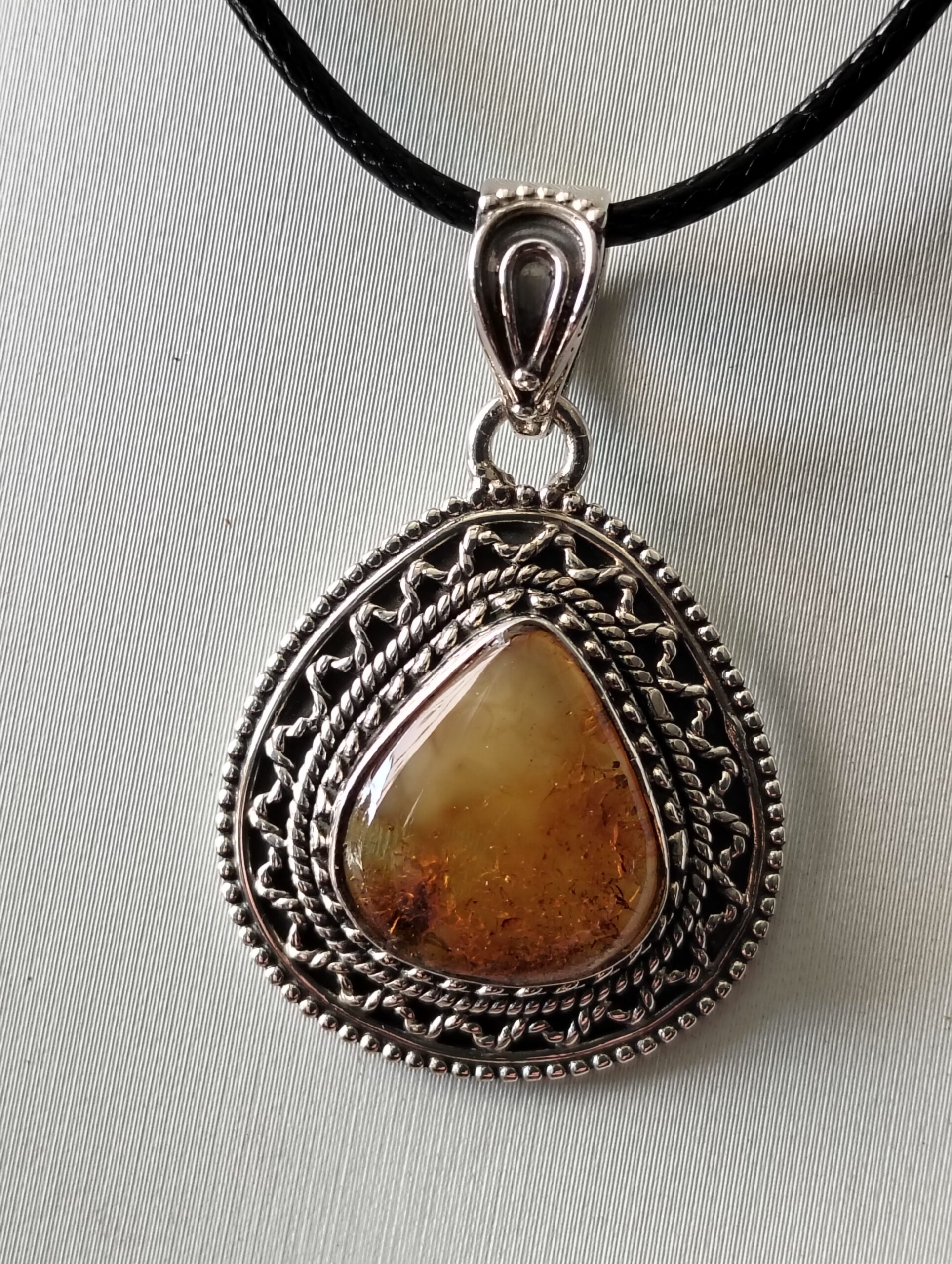 ambre pendentif goutte argent
