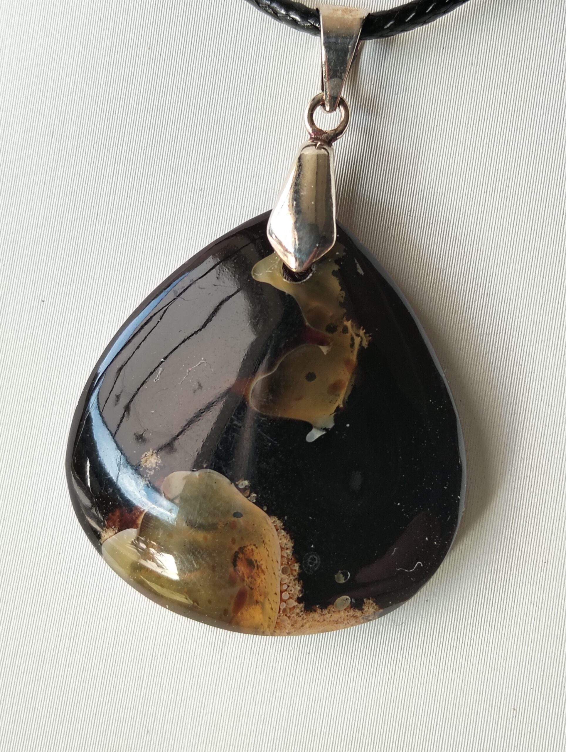 ambre pendentif goutte