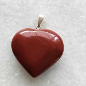 Jaspe rouge pendentif forme coeur