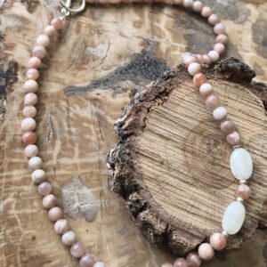 pierre de soleil/pierre de lune collier