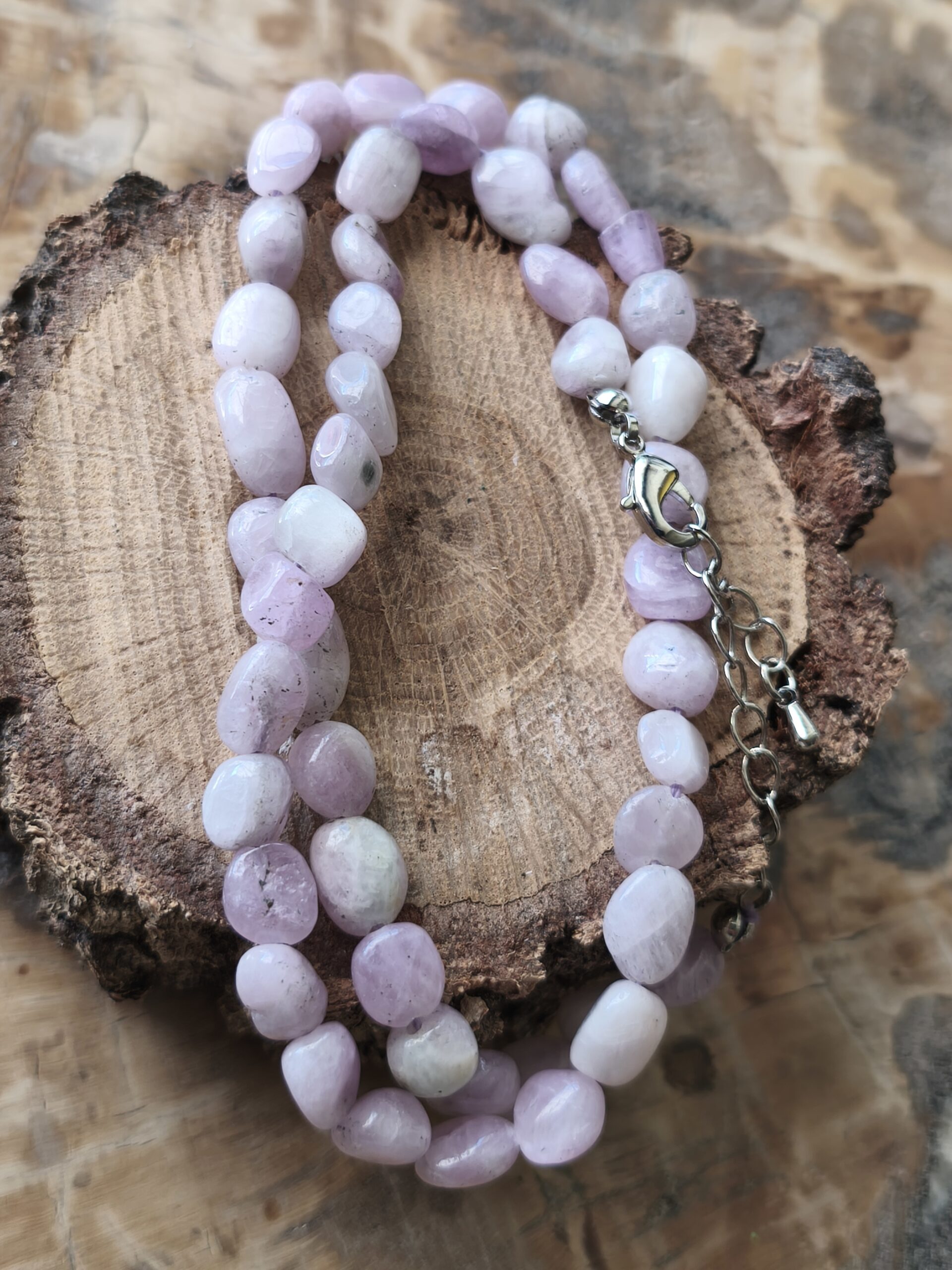 kunzite collier perles ovales