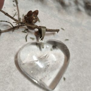 cristal de roche pendentif coeur