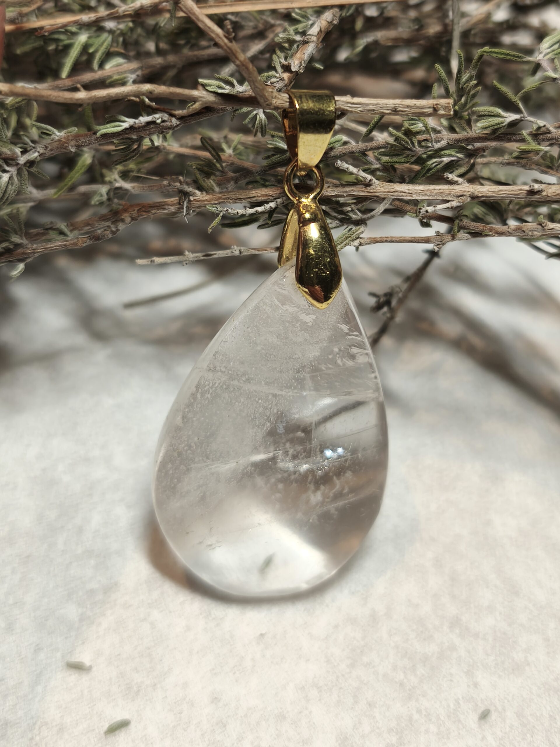cristal de roche pendentif goutte