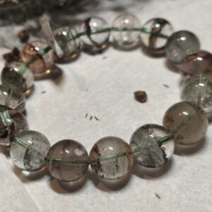 Quartz chaman ( Lodolite )