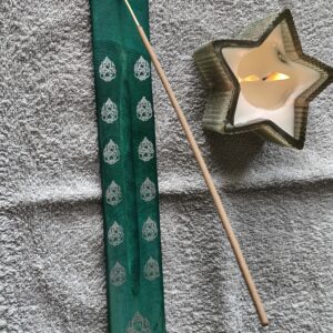 support à encens baton en bois vert Ganesh