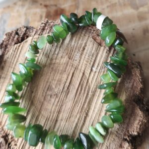 Jade néphrite baroque