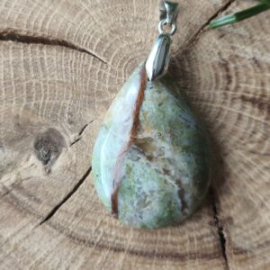 chrysoprase pendentif goutte