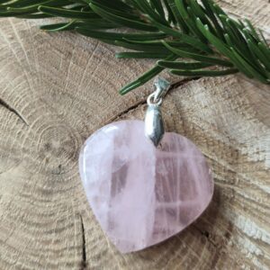 quartz rose pendentif coeur
