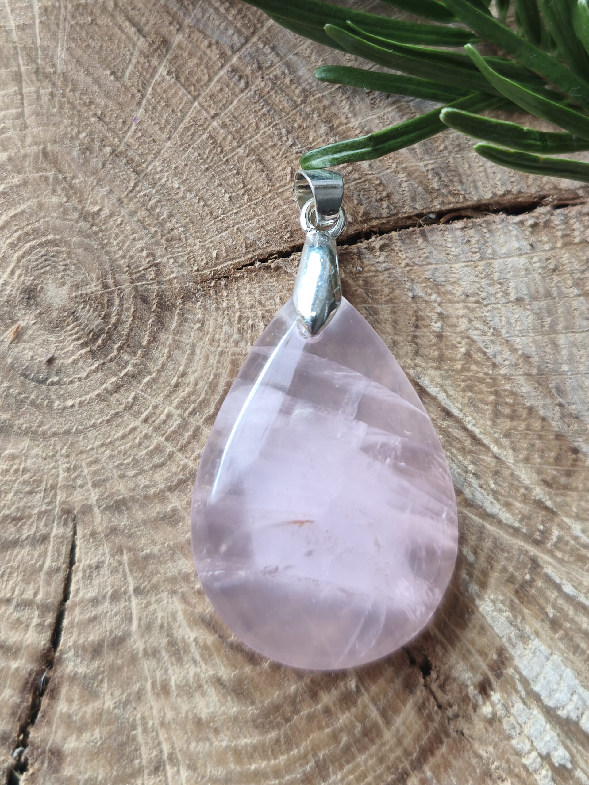 quartz rose pendentif goutte