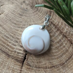 oeil de Ste Lucie petit pendentif rond