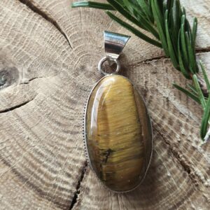 oeil de tigre pendentif ovale