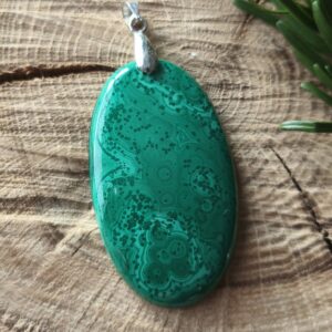 malachite pendentif ovale