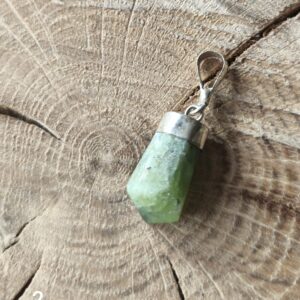 péridot pendentif pointe