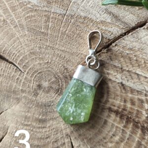 péridot pendentif pointe