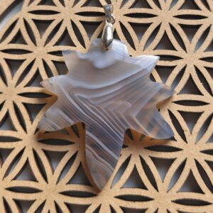 agate rubanée pendentif feuille