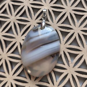 agate rubanée pendentif ovale