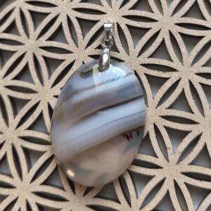 agate rubanée pendentif ovale