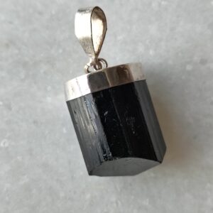 Tourmaline noire pendentif