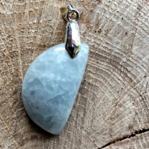 Calcite bleue pendentif
