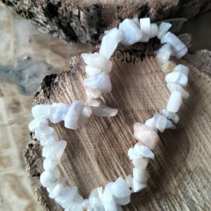 Calcédoine bleue bracelet baroque