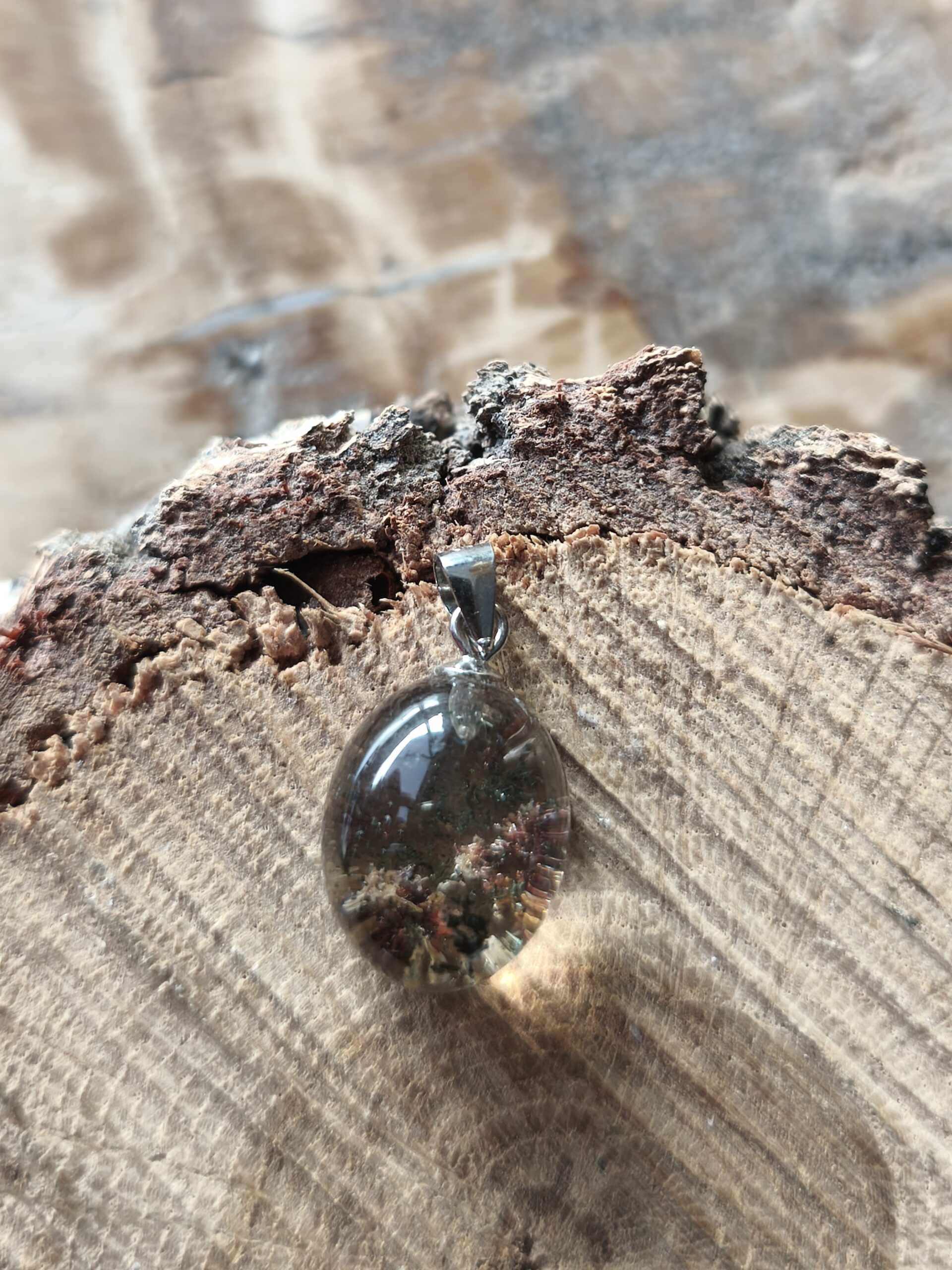 quartz chaman (lodolite) petit pendentif
