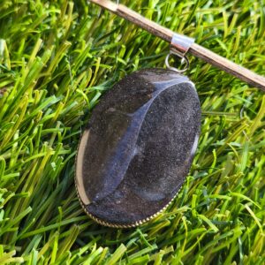obsidienne argentée pendentif ovale